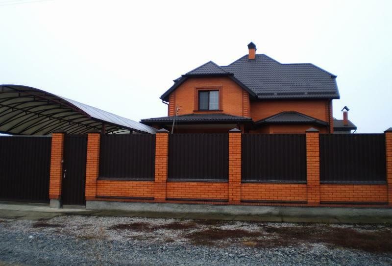 Киевская обл., Бориспольский район, с. Великая Александровка, Сухомлинского ул., 31