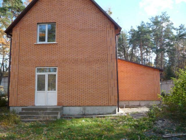Киевская обл., Бородянский район, пгт Клавдиево-Тарасово, Калинина ул., 8