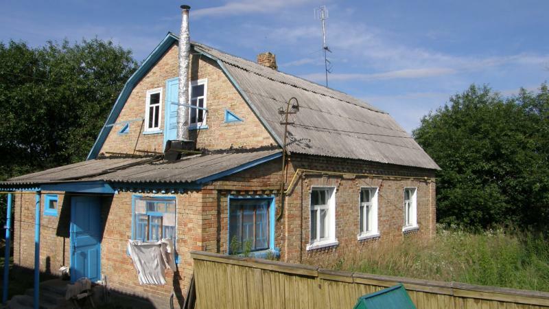 Киевская обл., Бородянский район, пгт Клавдиево-Тарасово, Дружбы ул., 40