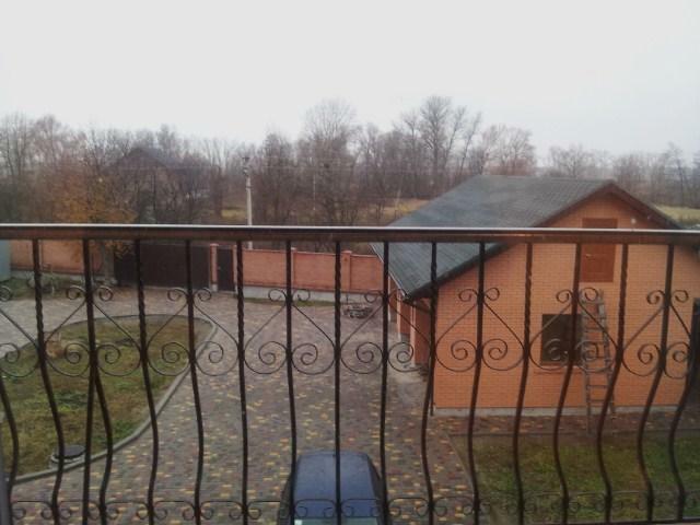 Киевская обл., Броварской район, с. Пуховка, Центральная ул., 20