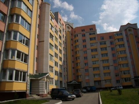 Киевская обл., Васильковский район, пгт Глеваха, Вокзальная ул., 45