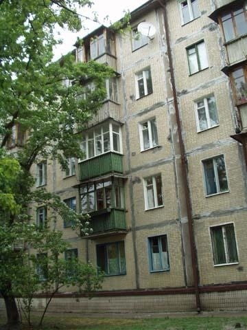 Киев, Вифлеемская ул., 6