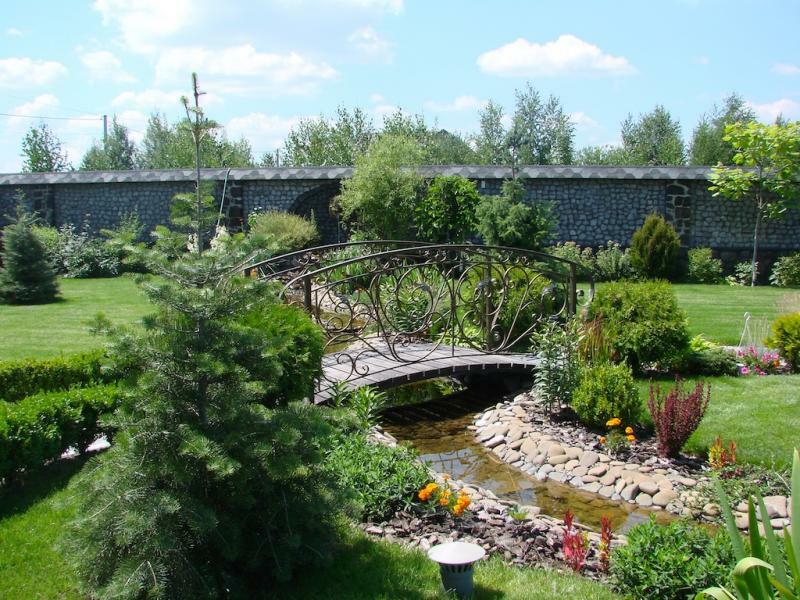 Киевская обл., Васильковский район, с. Иванковичи, Грушевского ул., 7