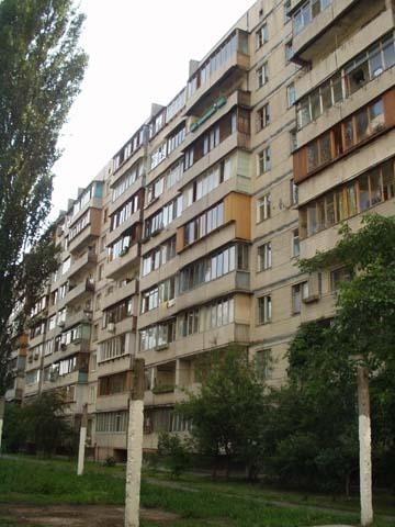 Киев, Митрополита Андрея Шептицкого ул., 3