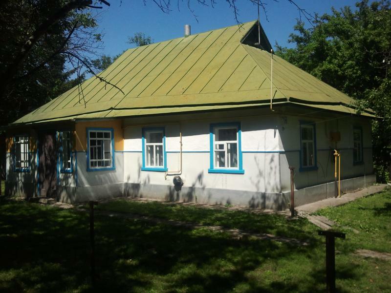 Киевская обл., Кагарлыкский район, с. Слобода, Славы пл., 73