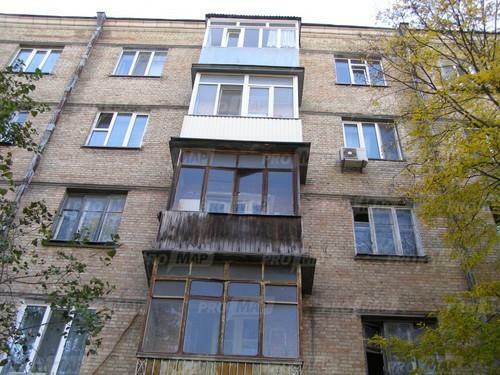 Продаж 3-кімнатної квартири 80 м², Михайла Бойчука вул., 4