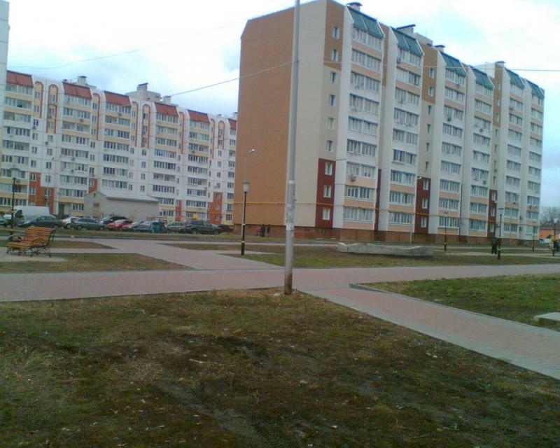 Киевская обл., Киево-Святошинский район, г. Вишневое, Южная ул., 13