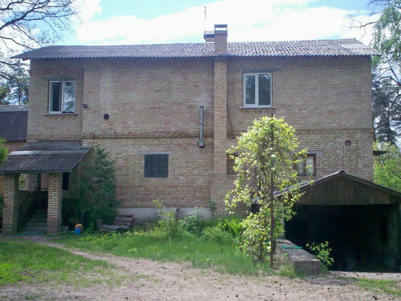 Киевская обл., Бучанский район, г. Ирпень, Пушкинская ул., 19