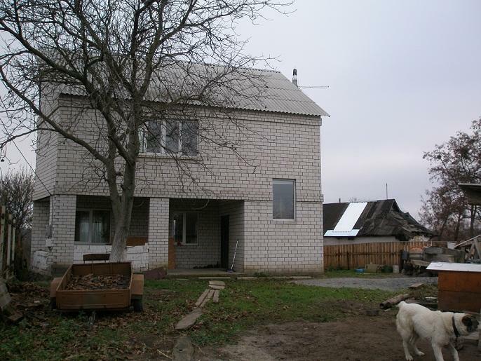 Киевская обл., Киево-Святошинский район, с. Юровка, Шевченко ул., 130