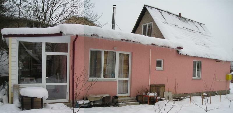 Київська обл., Києво-Святошинський район, с. Гатне, Садова вул., 30