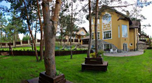 Київська обл., Києво-Святошинський район, с. Гореничі, Олександра Матросова вул., 25