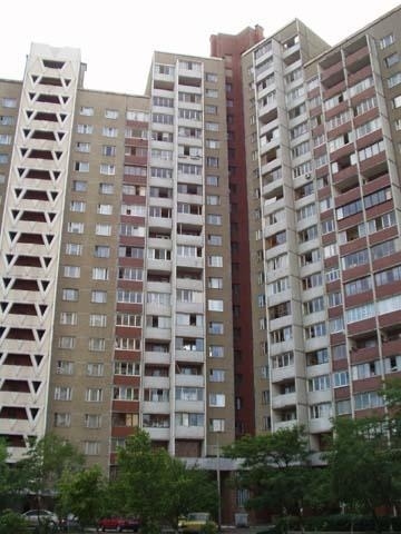 Киев, Академика Глушкова просп., 55