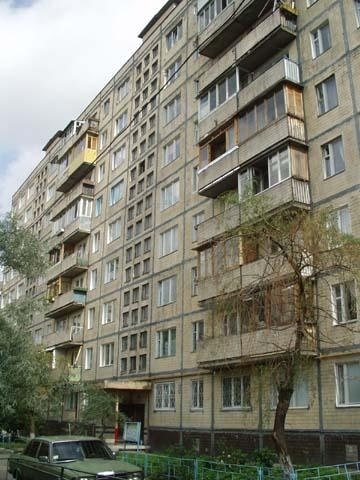 Киев, Павла Тычины просп., 22А