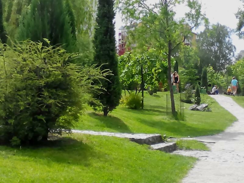 Суми, Михайла Лушпи просп., 11