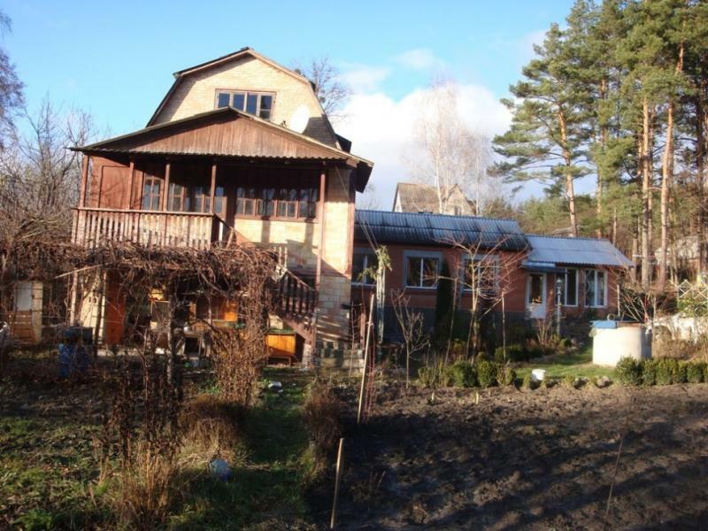 Київська обл., Макарівський район, с. Лишня, Карьерная вул., 1