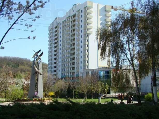 Київська обл., Обухівський район, м. Обухів, Лермонтова вул., 1