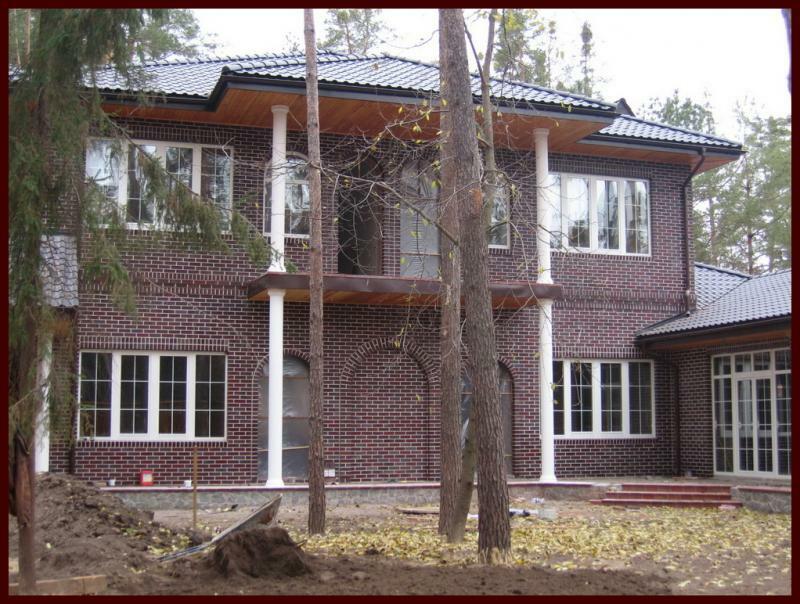 Київська обл., Обухівський район, с. Плюти, Плютская вул., 1