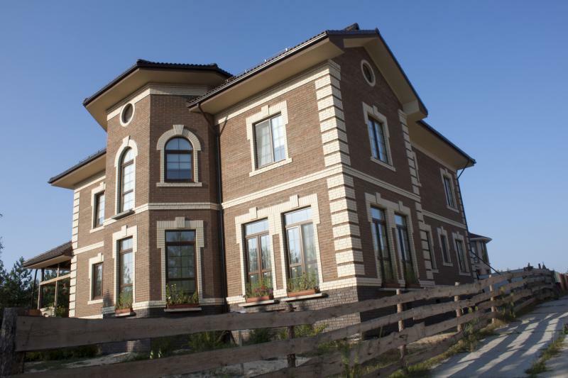 Киевская обл., Обуховский район, пгт Козин, Киевская ул., 135