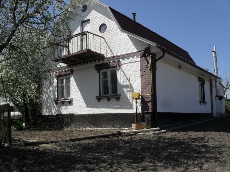 Киевская обл., Обуховский район, с. Великие Дмитровичи, Тиханская ул., 27