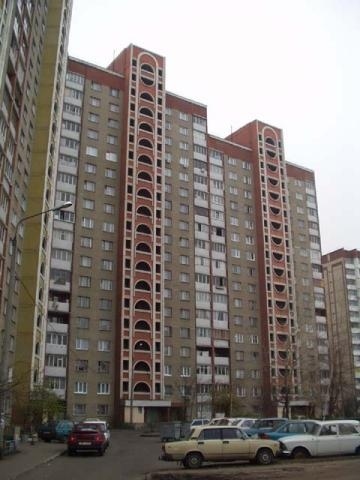 Киев, Владимира Маяковского просп., 1А