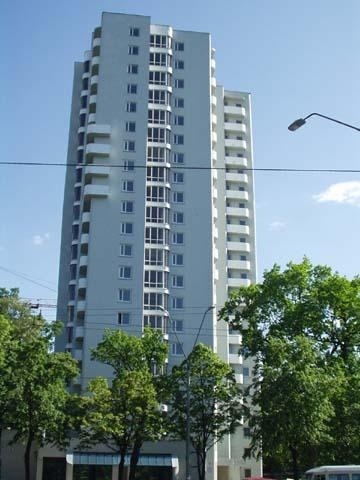 Продаж 3-кімнатної квартири 77 м², Перемоги вул.