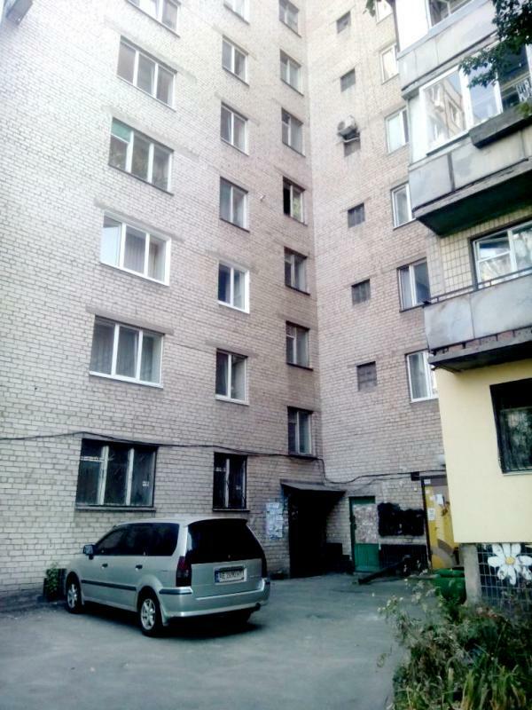 Продаж 1-кімнатної квартири 38 м², Героїв просп., 11