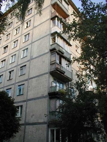 Киев, Любомира Гузара просп., 20