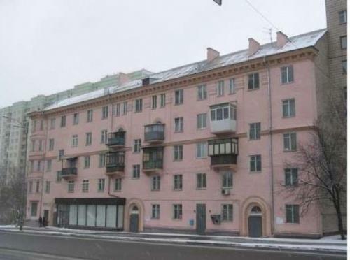 Київ, Голосіївський просп., 23