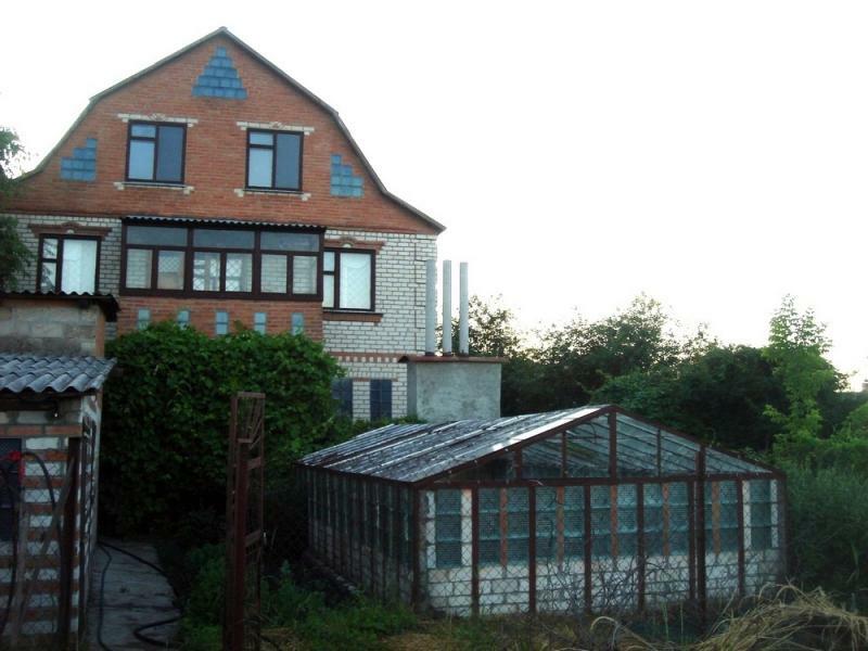 Харьковская обл., Изюмский район, г. Изюм, Островского ул., 72