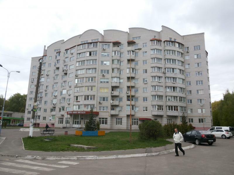 Київська обл., Васильківський район, смт Глеваха, Вокзальна вул., 22