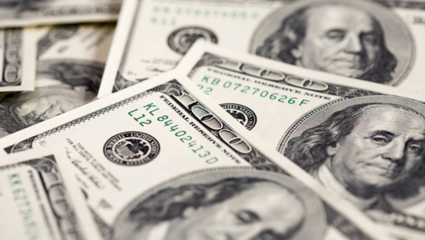 Банкиры: почему подорожал доллар и что будет дальше