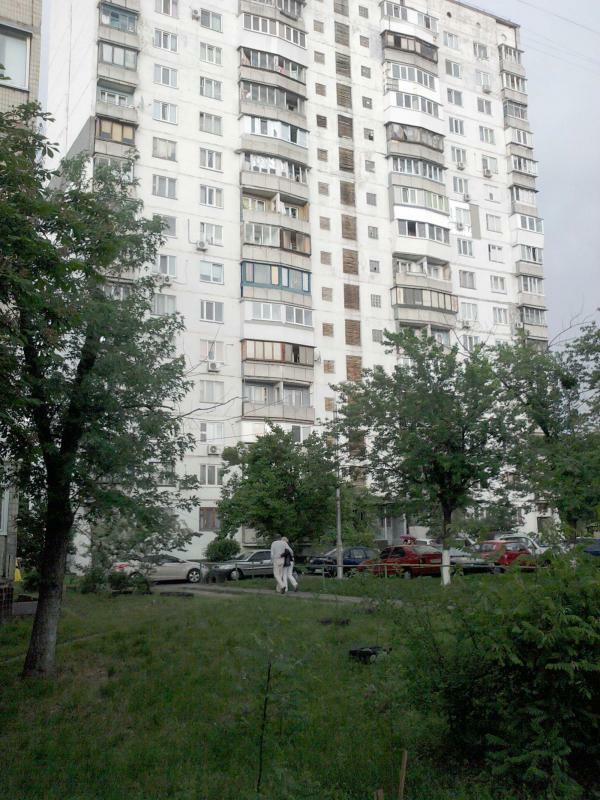 Київ, Олександра Архипенко вул., 8Б