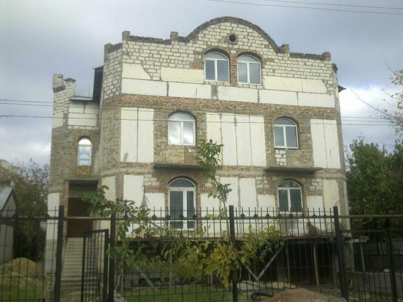 Харків, Юрія Гагаріна просп., 185
