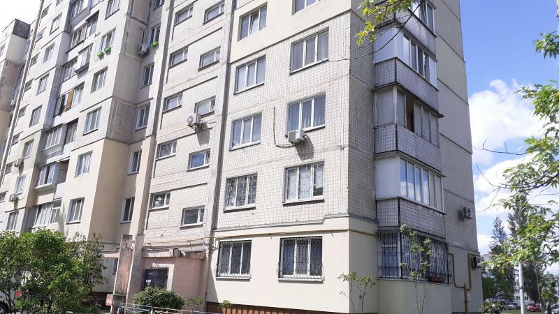 Продаж 2-кімнатної квартири 50 м², Героїв Сталінграда просп., 42