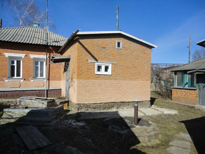 Харківська обл., Ізюмський район, м. Ізюм, Калинина вул., 7