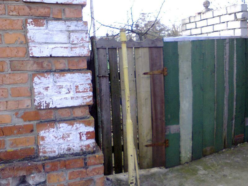 Харківська обл., Чугуївський район, м. Чугуїв, Харьковская вул., 24