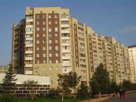 Киев, Героев Сталинграда просп., 14Б