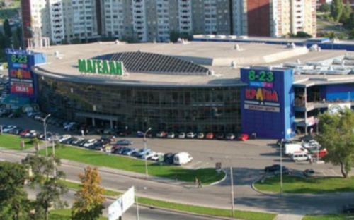 Київ, Академіка Глушкова просп., 13Б