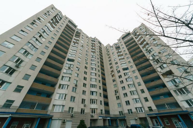 Оренда офісу 80 м², Драгоманова вул., 1