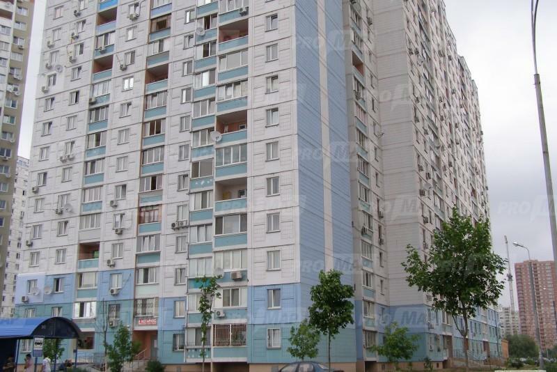 Оренда офісу 80 м², Драгоманова вул., 1