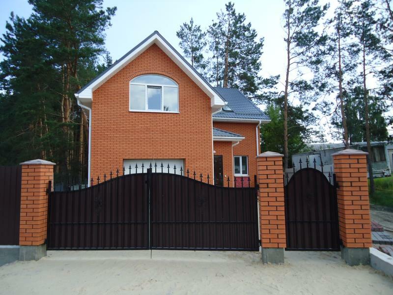 Київська обл., Бучанський район, смт Гостомель, Бучанське шосе, 1