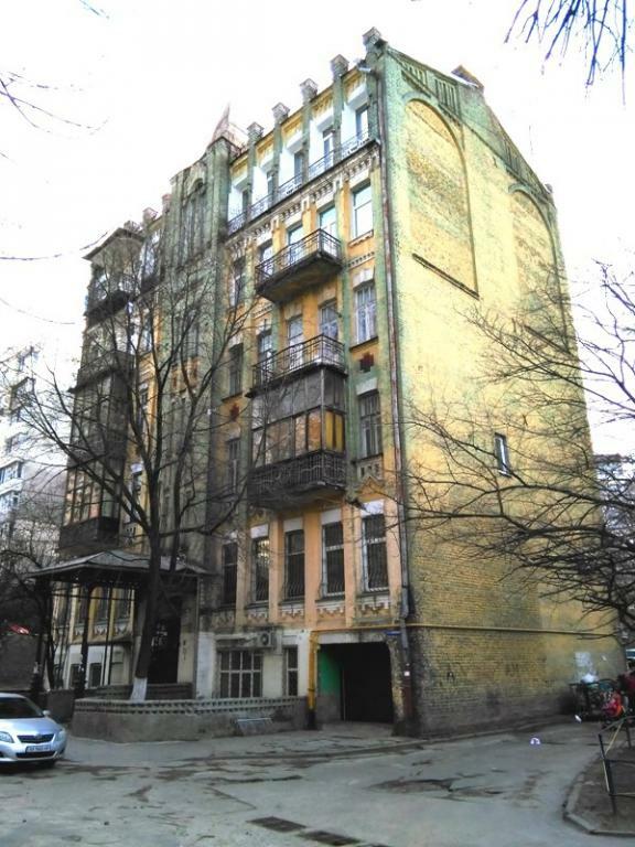 Киев, Вильгельма Котарбинского ул., 21
