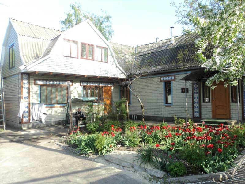 Черкасская обл., Жашковский район, г. Жашков, Чапаева ул., 2