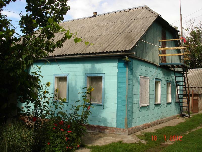 Черкасская обл., Корсунь-Шевченковский район, пгт Стеблев, Фурманова ул., 30