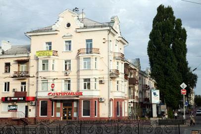 Чернигов, Победы просп., 87