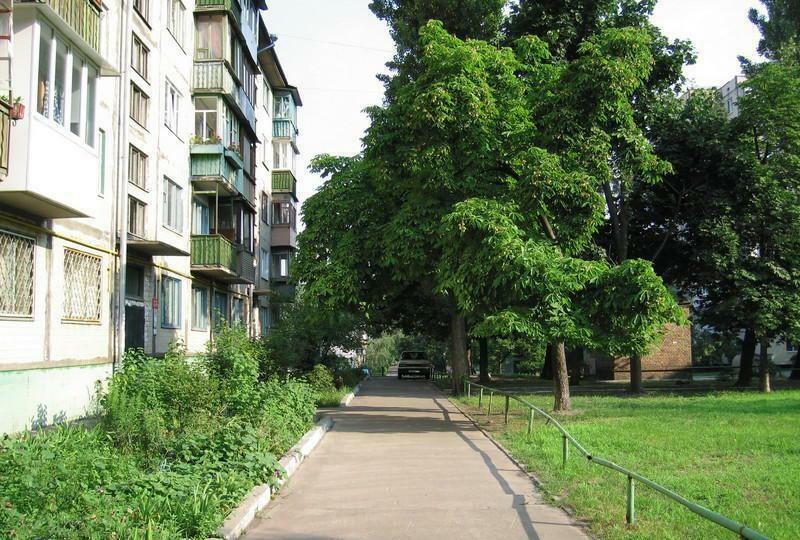 Киев, Николая Бажана просп., 7А