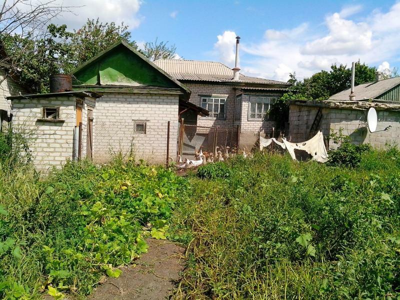 Луганская обл., Старобельский район, г. Старобельск, Советская ул., 17