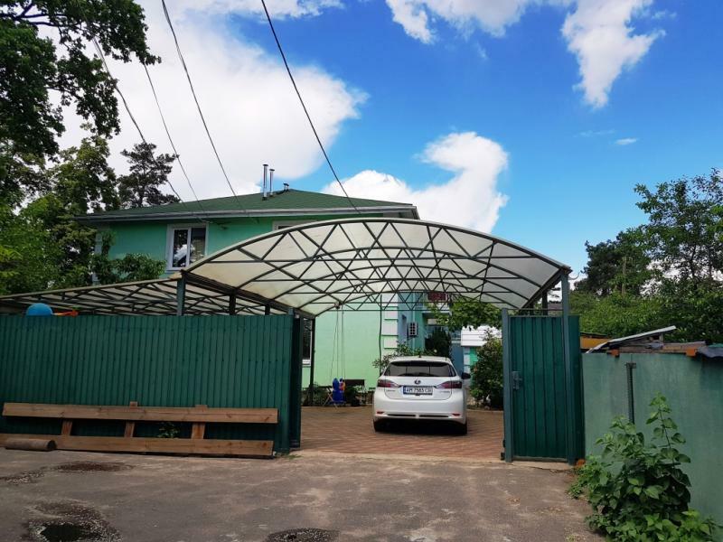 Київська обл., Бучанський район, м. Ірпінь, Київська вул., 10