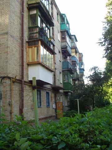 Киев, Голосеевский просп., 126 К3