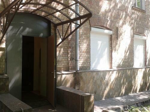 Киев, Валерия Лобановского просп., 134А